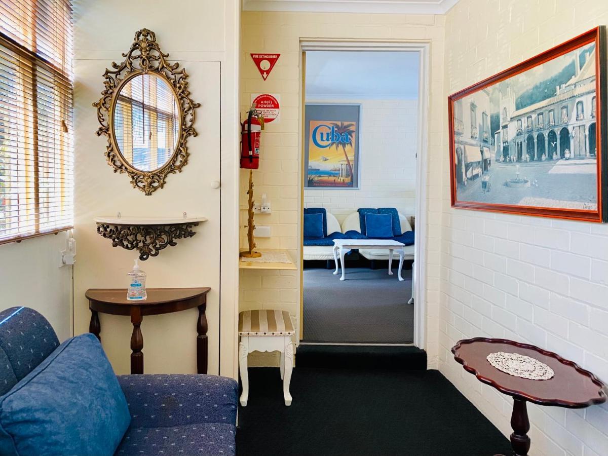The Mews Motel Лонсестон Екстер'єр фото