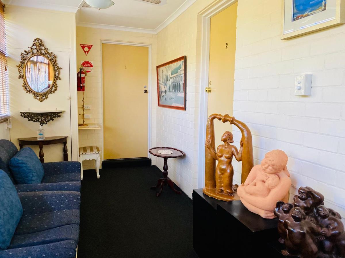 The Mews Motel Лонсестон Екстер'єр фото